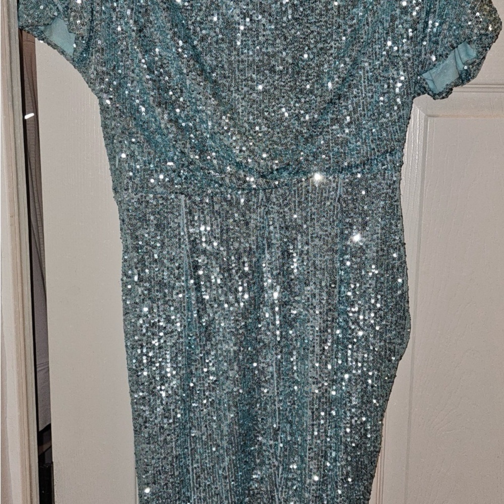 Alexia Admor Shimmering Teal Sequin Midi Dress